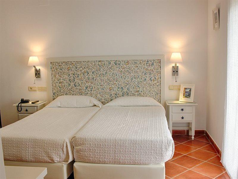 Hotel Malaga Picasso Экстерьер фото