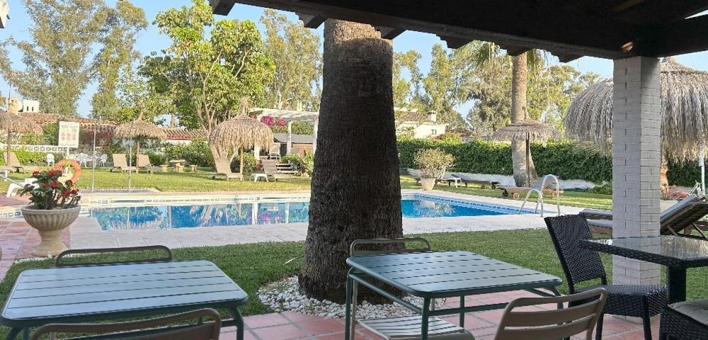 Hotel Malaga Picasso Экстерьер фото