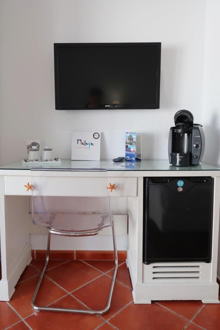 Hotel Malaga Picasso Экстерьер фото