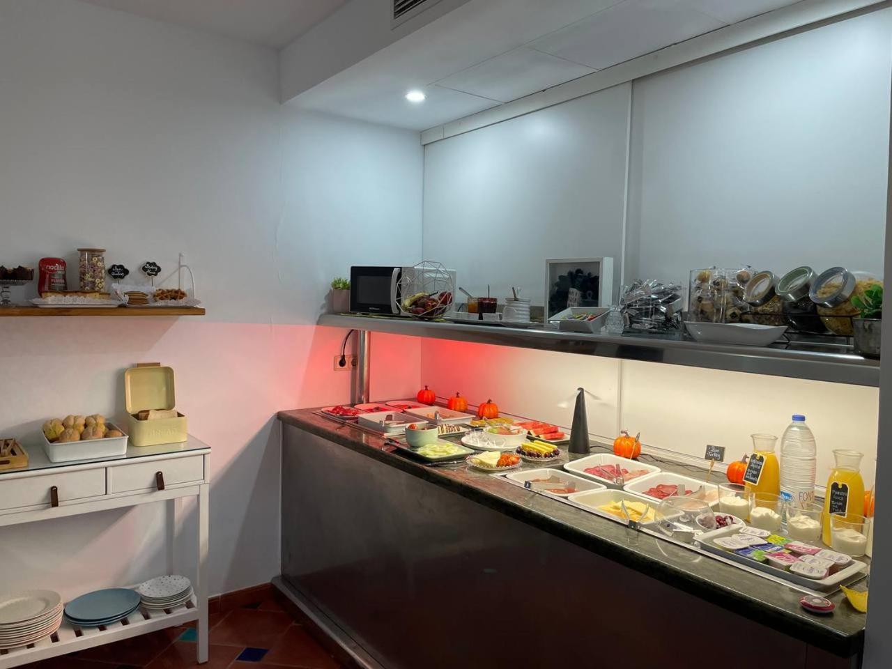 Hotel Malaga Picasso Экстерьер фото