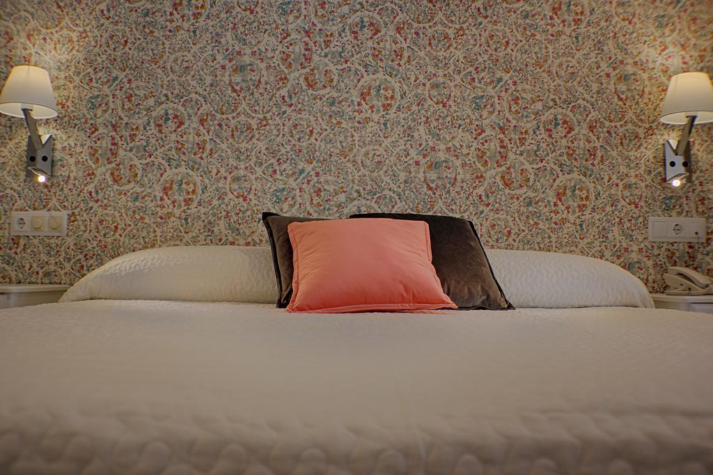 Hotel Malaga Picasso Экстерьер фото
