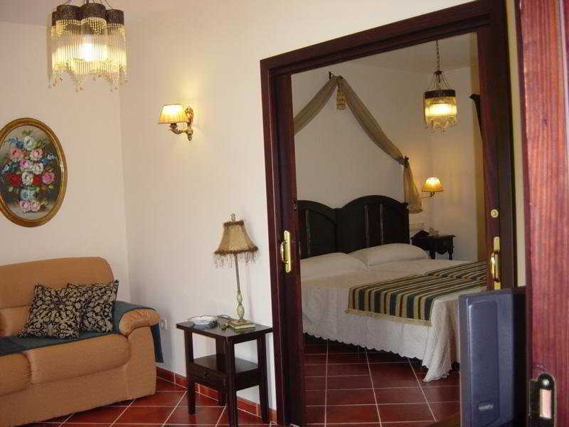 Hotel Malaga Picasso Экстерьер фото